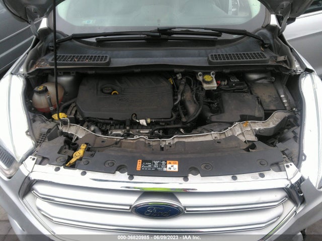 1FMCU0JD5HUB21772 Ford Escape Titanium