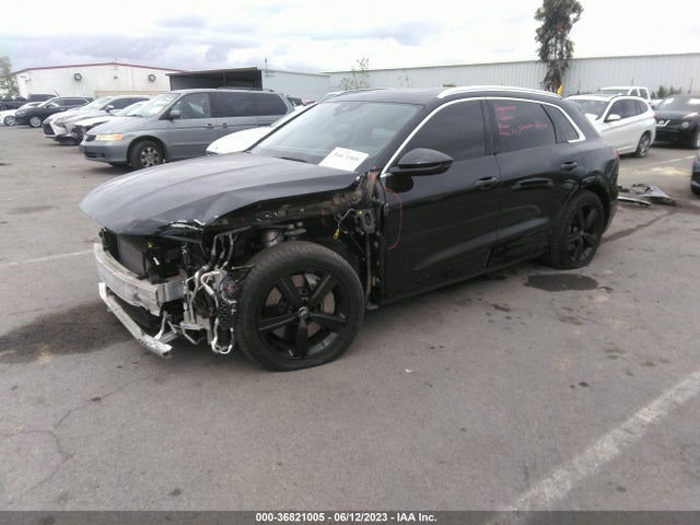 2019 Audi e-tron, VIN: WA1LABGE0KB012299