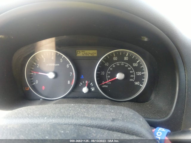 2008 HYUNDAI ACCENT GS VIN: KMHCM36C38U072590