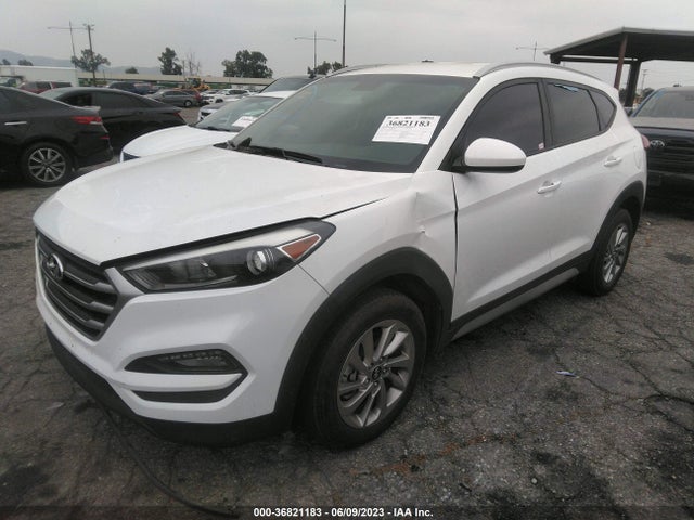 Hyundai TUCSON SEL 2018 KM8J33A49JU649185 Image 2
