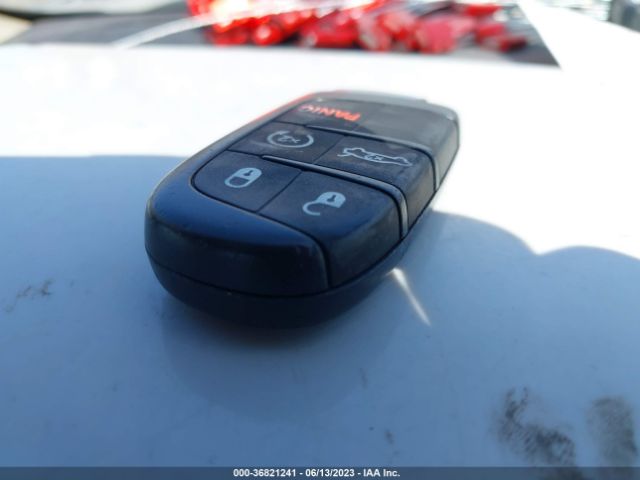 2C3CDXEJ4GH165264 Dodge Charger Srt 392