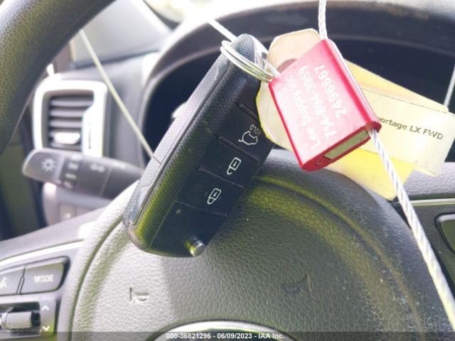 KNDPM3AC4K7545335 KIA Sportage Lx