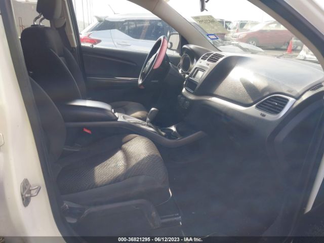 3C4PDCBG7FT627725 Dodge Journey Sxt