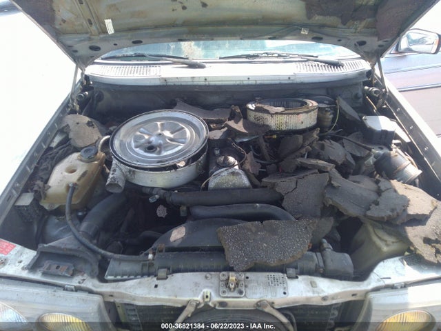 1981 MERCEDES-BENZ 300 D VIN: WDBAB30A3BB251609