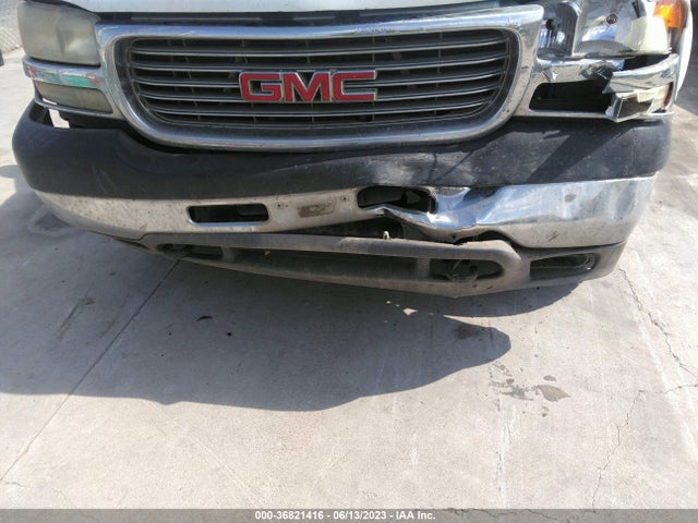 2002 GMC SIERRA 2500HD SLE VIN: 1GTHK23U62F137788
