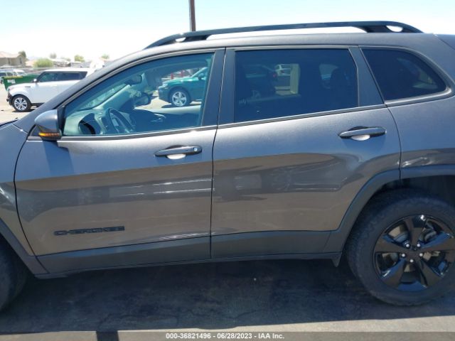 1C4PJMLB0MD168283 Jeep Cherokee Altitude