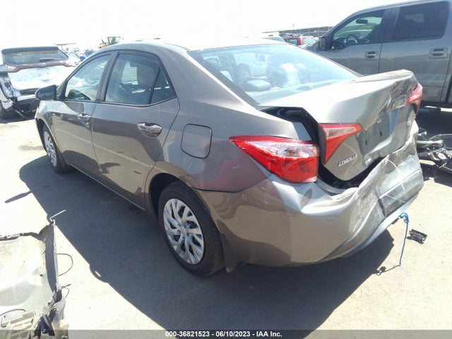 Toyota COROLLA LE 2017 5YFBURHE3HP673643 Image 19