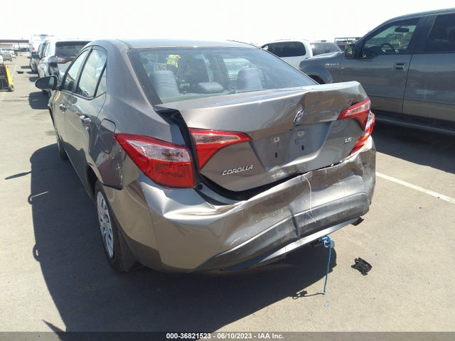 Toyota COROLLA LE 2017 5YFBURHE3HP673643 Image 22