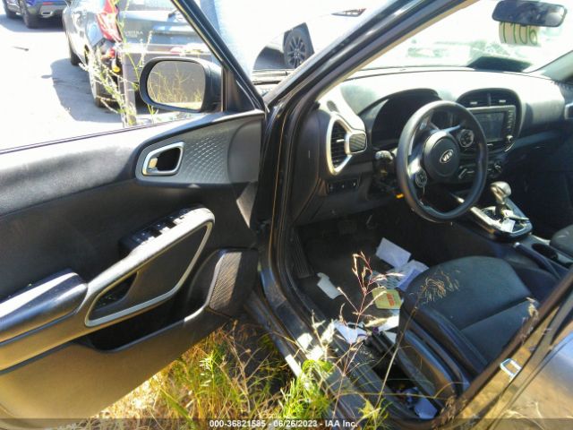 KNDJ23AU5L7086483 KIA SOUL LX
