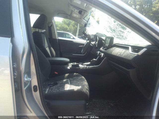 2021 TOYOTA RAV4 XLE VIN: 2T3W1RFV6MC126820