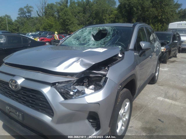 2021 TOYOTA RAV4 XLE VIN: 2T3W1RFV6MC126820