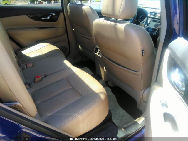 5N1AT2MV6HC828038 Nissan Rogue Sl