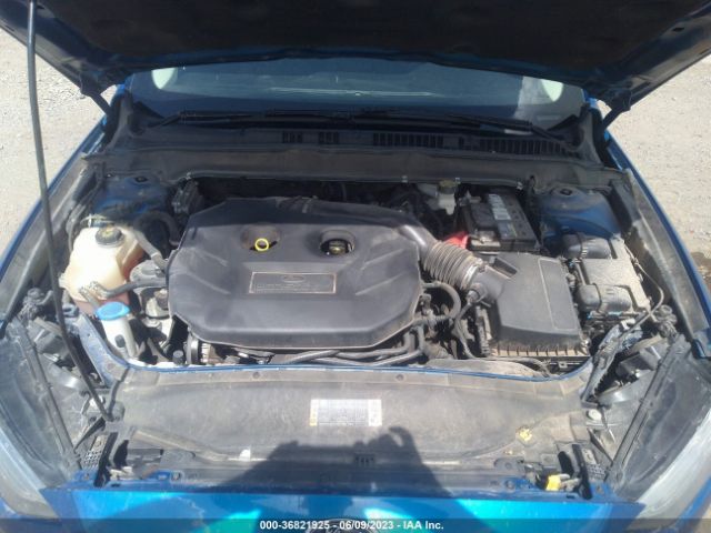 3FA6P0T9XHR196322 Ford FUSION SE