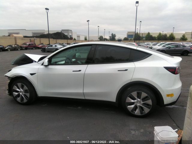 7SAYGDEE8NF314114 Tesla Model Y Long Range
