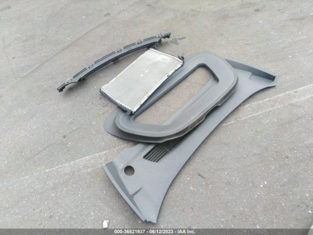 7SAYGDEE8NF314114 Tesla Model Y Long Range