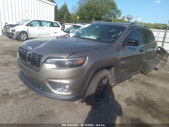 1C4PJLCX2KD318896 Jeep Cherokee Latitude