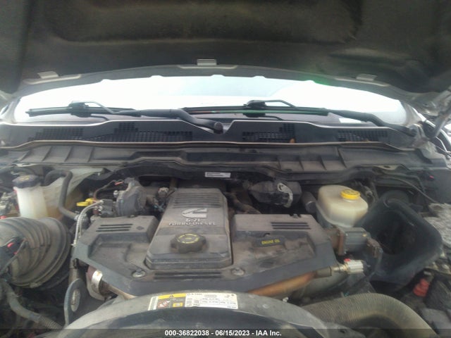 3C6UR5DL9HG732053 RAM 2500 Slt