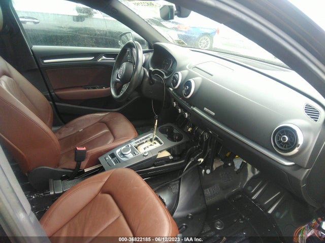 WAUJ8GFFXJ1008021 Audi A3 Sedan Premium Plus