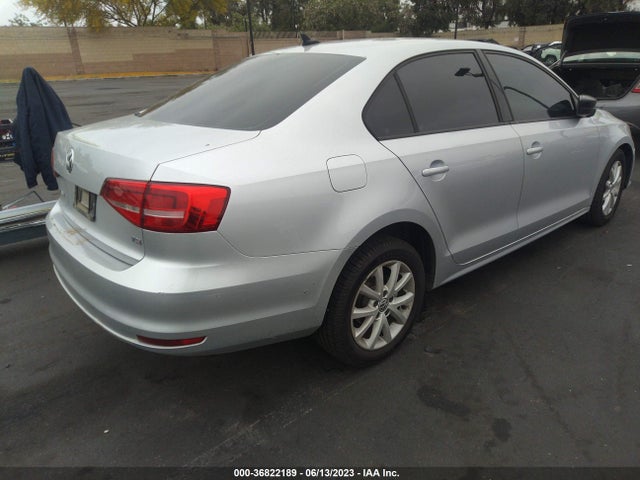 3VWD17AJ7FM275060 Volkswagen Jetta Sedan 1.8t Se