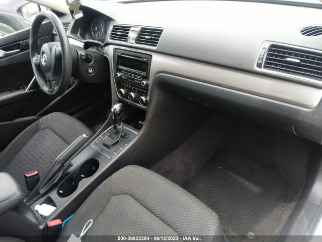 2012 VOLKSWAGEN PASSAT S VIN: 1VWAP7A31CC028181