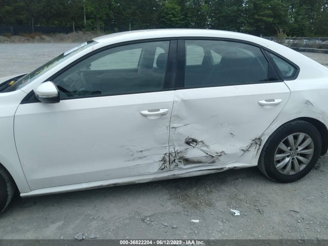 2012 VOLKSWAGEN PASSAT S VIN: 1VWAP7A31CC028181