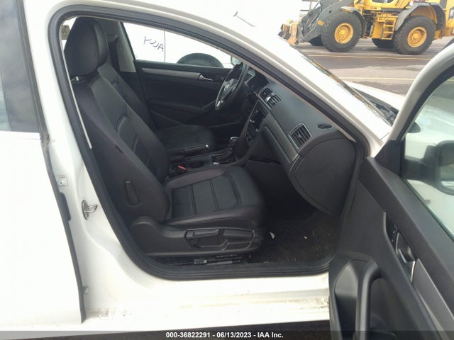 1VWAS7A34FC094646 Volkswagen Passat 1.8t Limited Edition