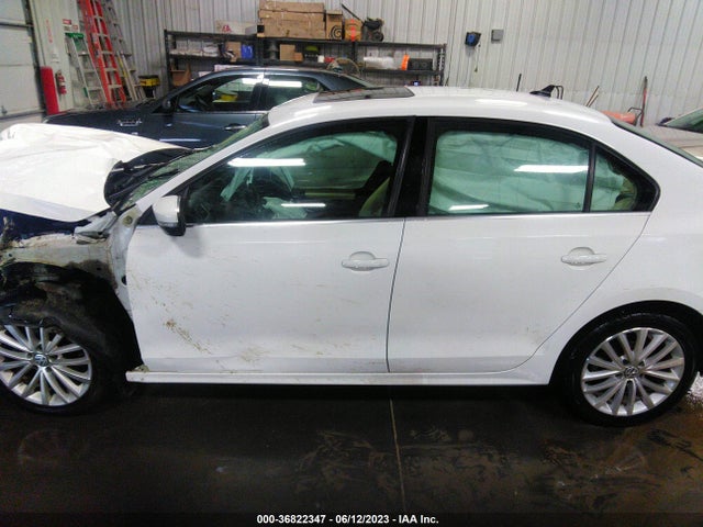 3VWLL7AJ0EM380799 Volkswagen Jetta Sedan Tdi W/premium/nav