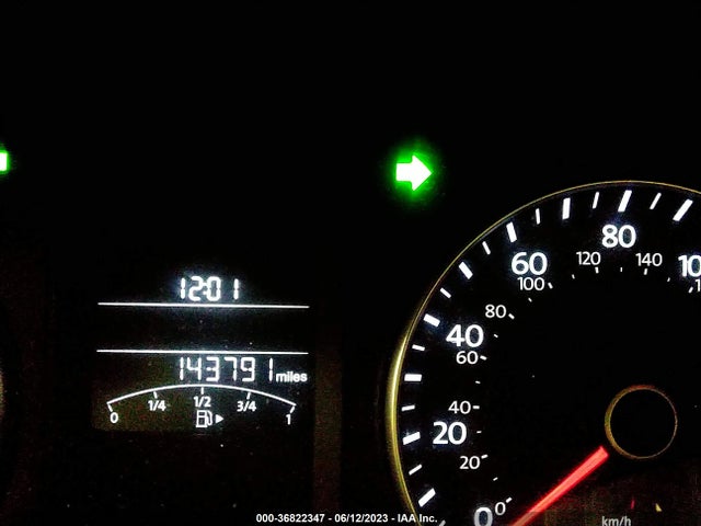 3VWLL7AJ0EM380799 Volkswagen Jetta Sedan Tdi W/premium/nav