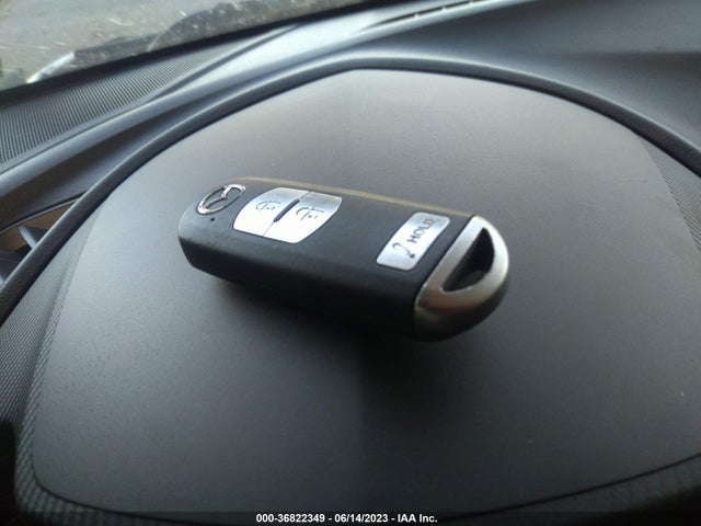 Mazda Mazda3 I Touring 2015 JM1BM1L73F1243106 Image 3