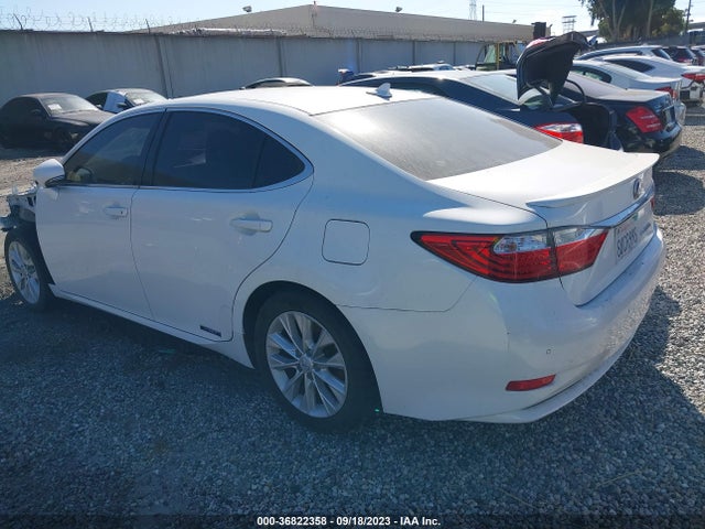 JTHBW1GGXE2062869 Lexus Es 300h Hybrid