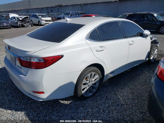 JTHBW1GGXE2062869 Lexus Es 300h Hybrid