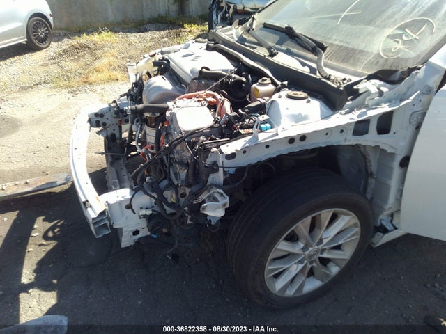 JTHBW1GGXE2062869 Lexus Es 300h Hybrid