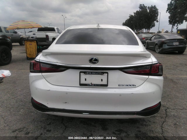 2021 Lexus ES, VIN: 58ADA1C19MU003314