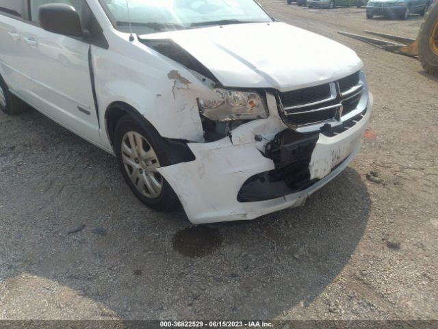 2C4RDGBG6HR784572 Dodge Grand Caravan Se