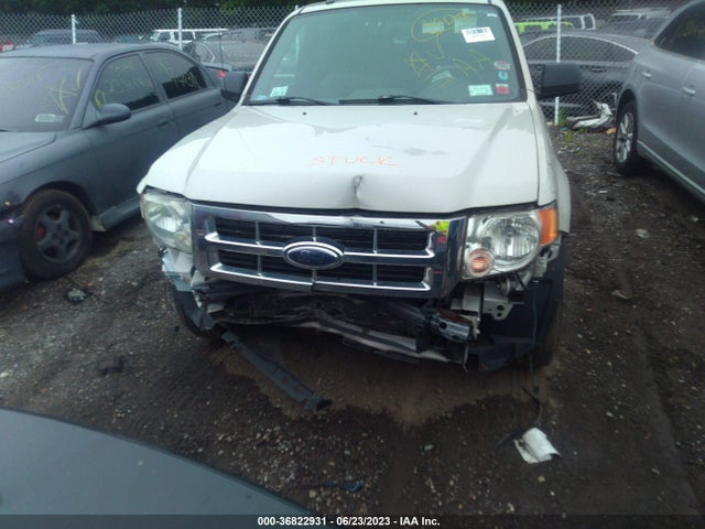 2008 FORD ESCAPE LIMITED VIN: 1FMCU04168KB26024