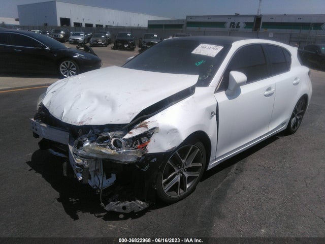 JTHKD5BH9F2232752 Lexus Ct 200h Hybrid