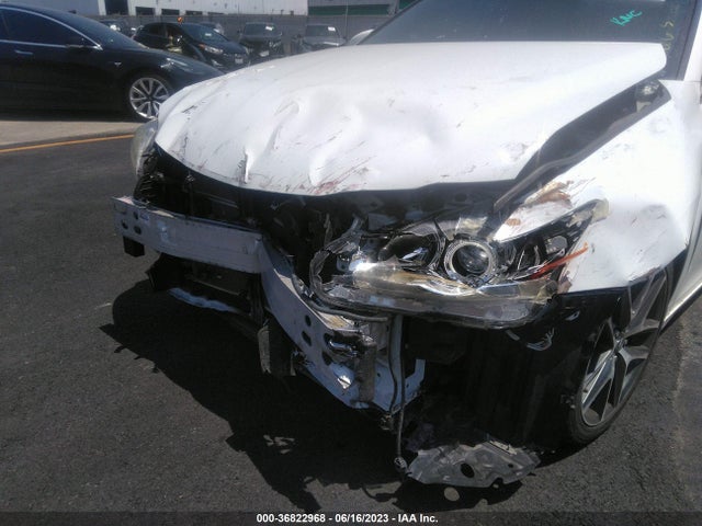 JTHKD5BH9F2232752 Lexus Ct 200h Hybrid
