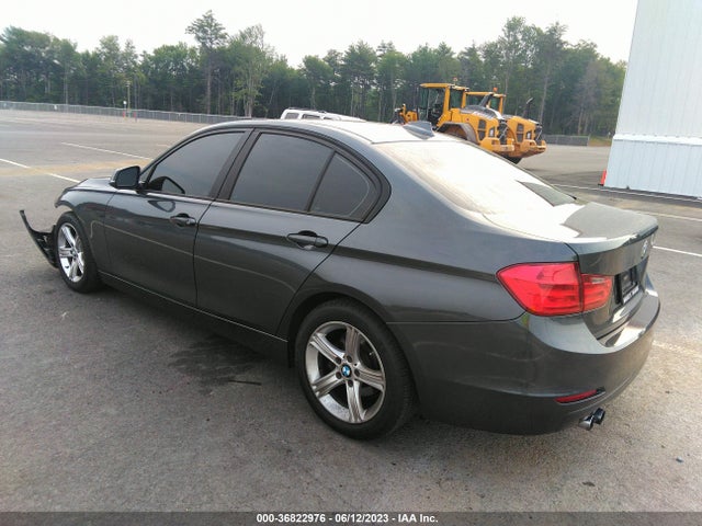 WBA3A5C54EJ463515 BMW 3 Series 328i