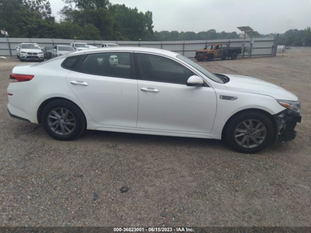 5XXGT4L38KG305556 KIA Optima Lx