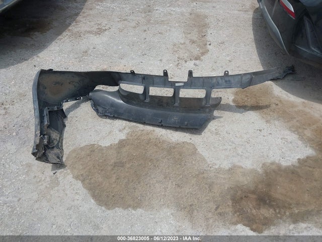2011 KIA SORENTO LX VIN: 5XYKT3A17BG154405