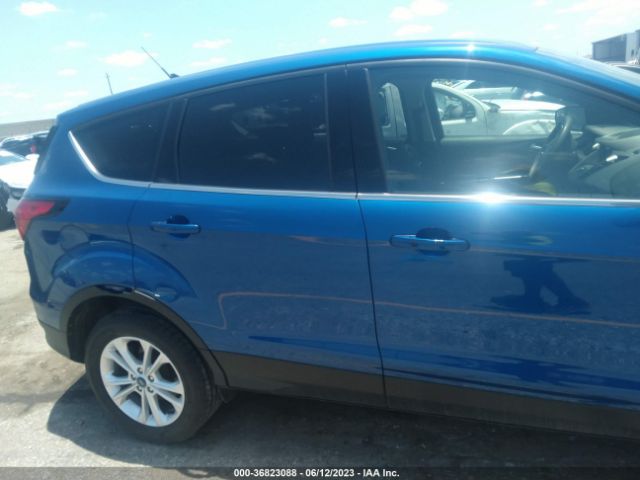 1FMCU0GD0KUA52603 Ford ESCAPE SE