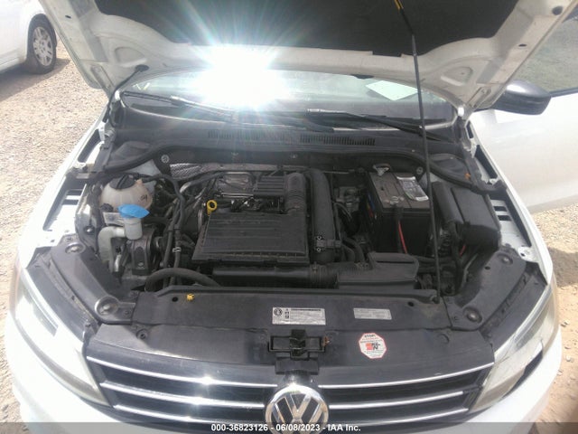3VW167AJ9GM302166 Volkswagen Jetta Sedan 1.4t S W/technology