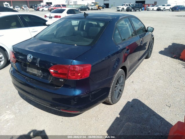 3VWD17AJ5EM406680 Volkswagen Jetta Sedan Se