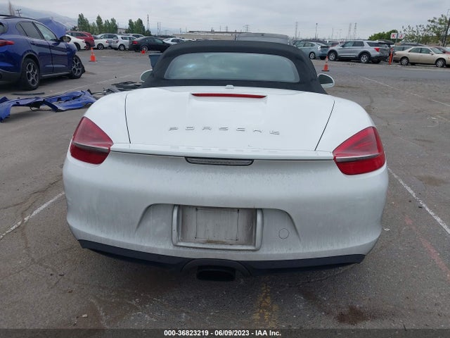 2014 Porsche Boxster, VIN: WP0CA2A88ES121722