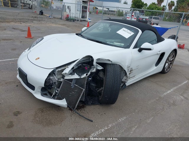 2014 Porsche Boxster, VIN: WP0CA2A88ES121722
