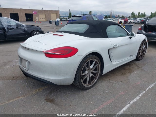 2014 Porsche Boxster, VIN: WP0CA2A88ES121722