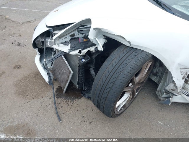 2014 Porsche Boxster, VIN: WP0CA2A88ES121722