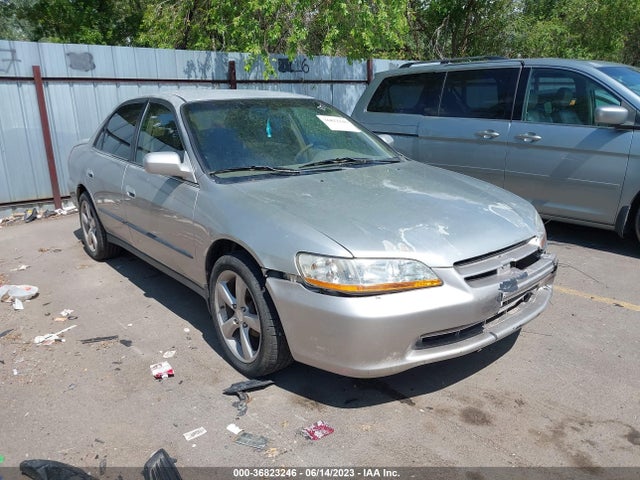 1998 HONDA ACCORD SDN LX VIN: 1HGCG5642WA027205