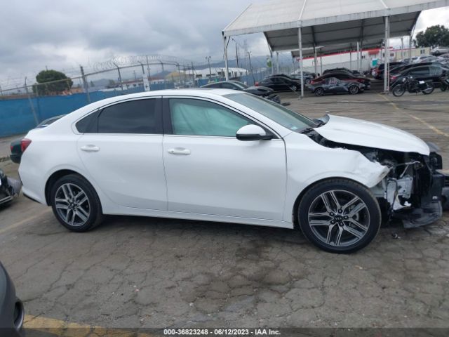 3KPF54AD5ME388232 KIA FORTE EX