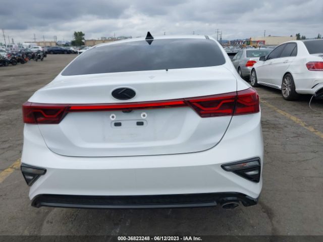 3KPF54AD5ME388232 KIA FORTE EX